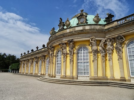 Palatul Sanssouci din Potsdam