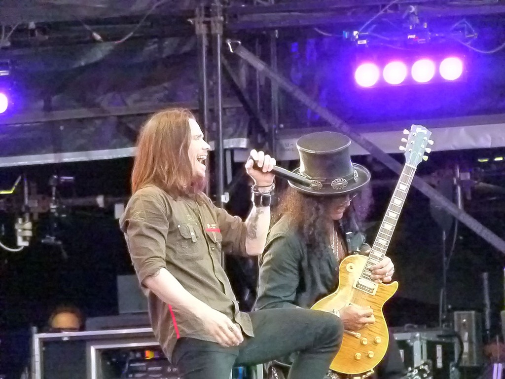 [slash-2%255B2%255D.jpg]