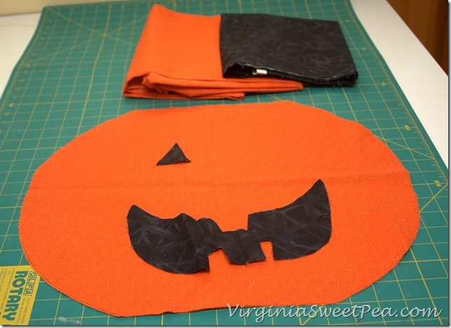 Halloween Pillow1