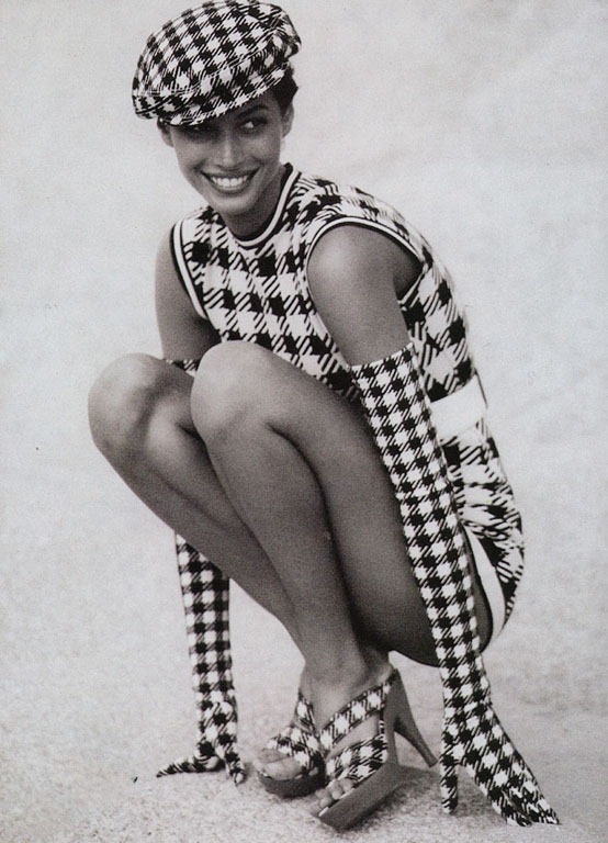 [vogue-us-may-1991-christy-turlington-in-alaia-demarchelier%255B4%255D.jpg]