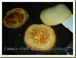 Pancakes di kamut con sciroppo d'acero (7)