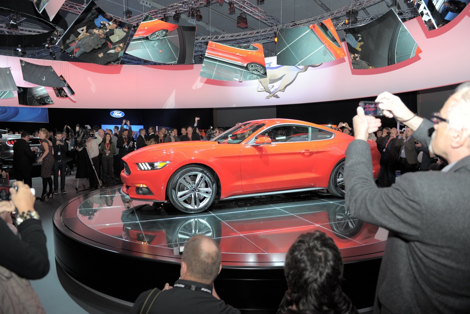 [2015-Ford-Mustang-Live-85%255B2%255D.jpg]