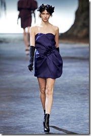 LANVIN-FALL-2011-RTW-PODIUM-044_runway