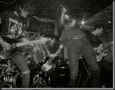 970261_10201104754770763_1741181223_n