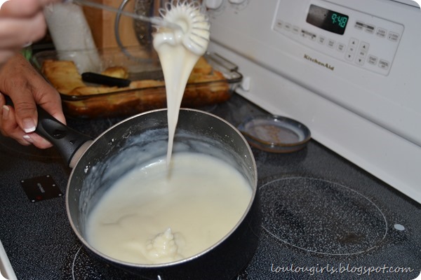 Cream-Filled-Cupcakes-Recipe (2)
