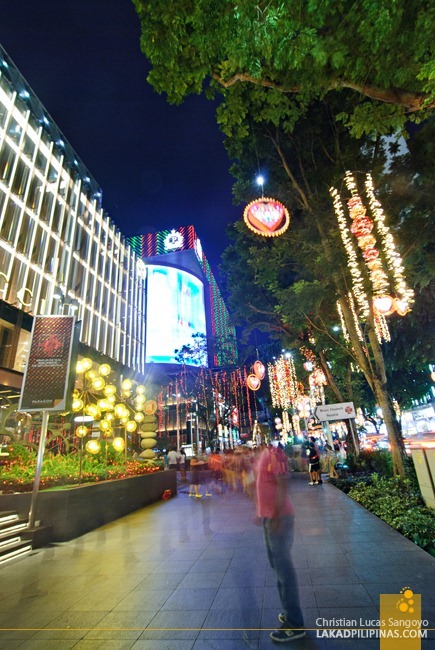 Sunday Evening at Singapore's Orchard Road