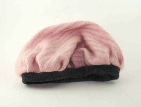 pink-cashmere-beret-child-2