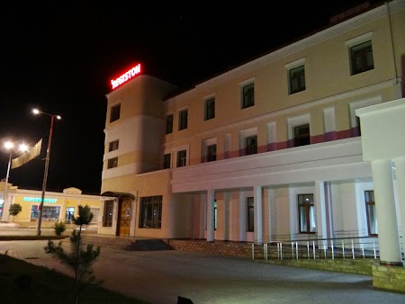 26. Hotel Registon Samarkand.JPG