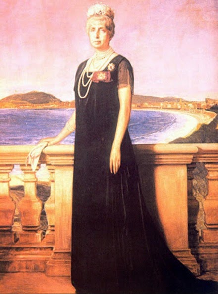 La Reina Cristina en una terraza del Palacio de Miramar,