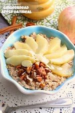 {Slow Cooker} Gingerbread Apple Oatmeal - @LifeMadeSweeter (2).jpg
