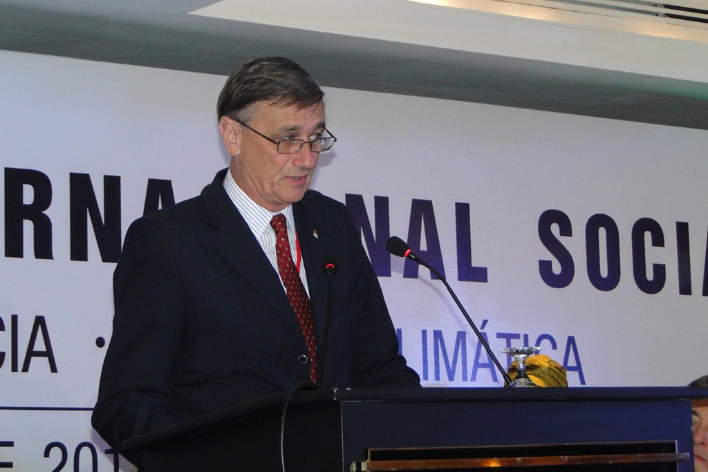 [Binner-Int%2520Soc%25202012%255B3%255D.jpg]