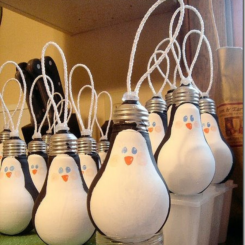 Manualidades pingüinos con reciclados para Navidad