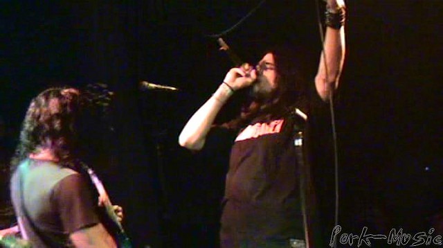 [2619427069_d9dbafff08_z%255B2%255D.jpg]