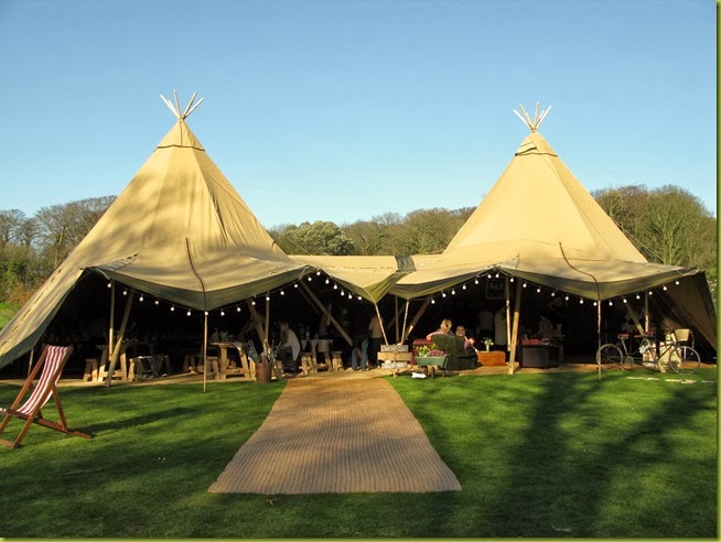 giant wedding tent