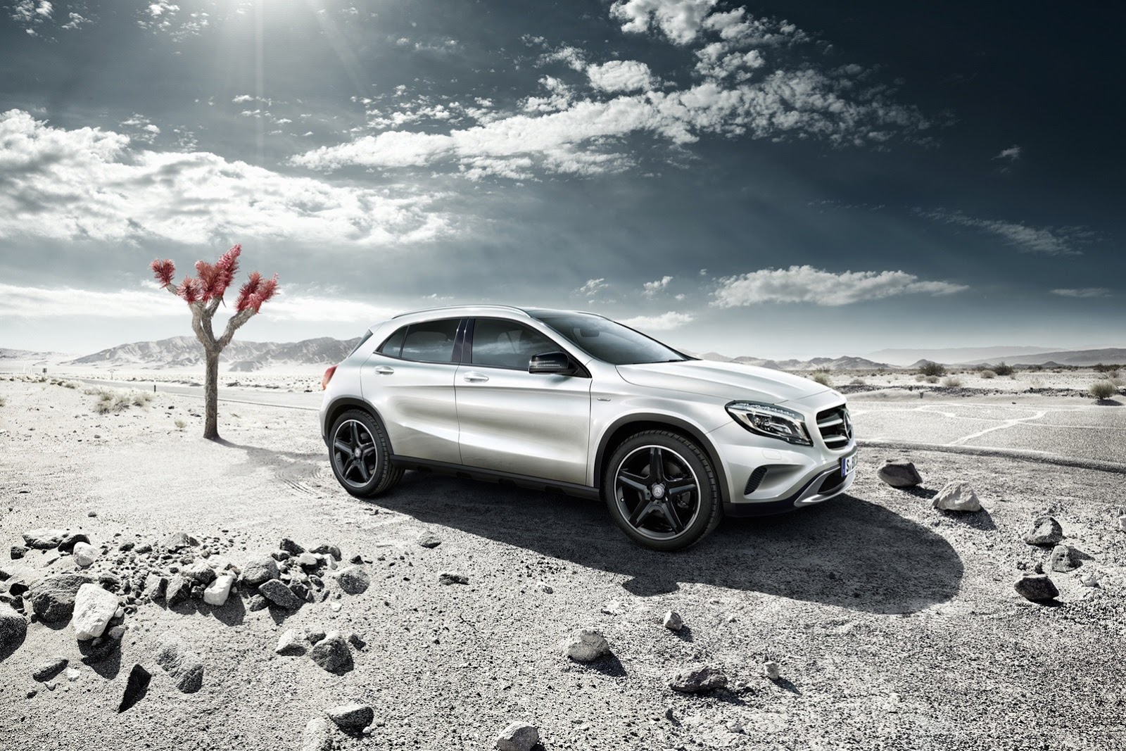 [Mercedes-Benz-GLA-Edition1-1%255B2%255D.jpg]