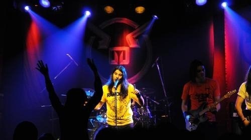 [223452_1049027419827_1049952047_173715_9978_n%255B2%255D.jpg]