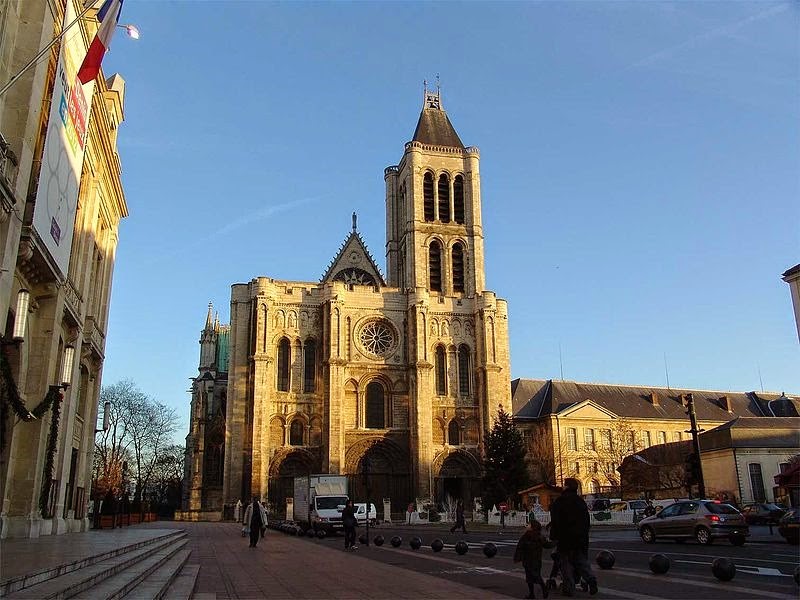 [St_Denis_Front%255B3%255D.jpg]