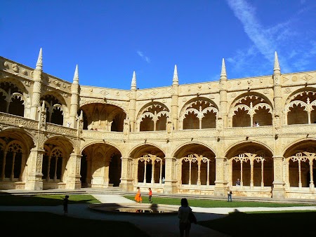 17. Manastirea Ieronimilor - Lisabona.JPG