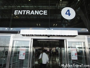 Bangkok Suvarnabhumi Airport 11