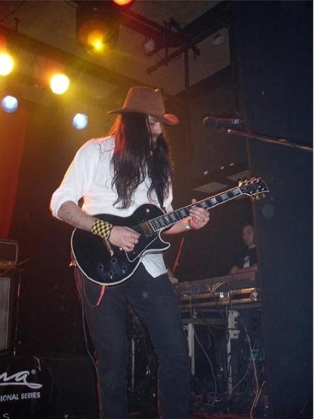 [229511_1048372323450_1049952047_171311_7364_n%255B2%255D.jpg]