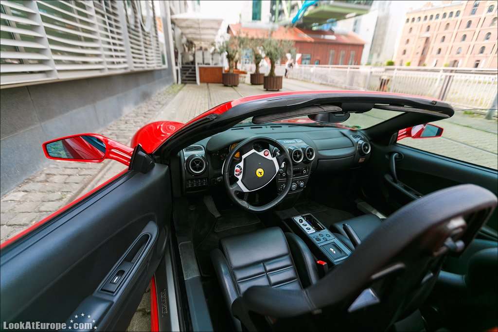 LookAteurope.com: Евротур. Архитектурный зоопарк Дюссельдорфа