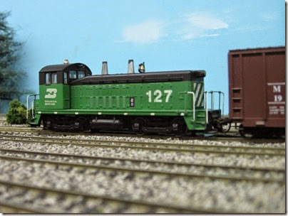 IMG_5463 Burlington Northern SW7 #127 on the LK&R HO-Scale Layout at the WGH Show in Portland, OR on February 17, 2007
