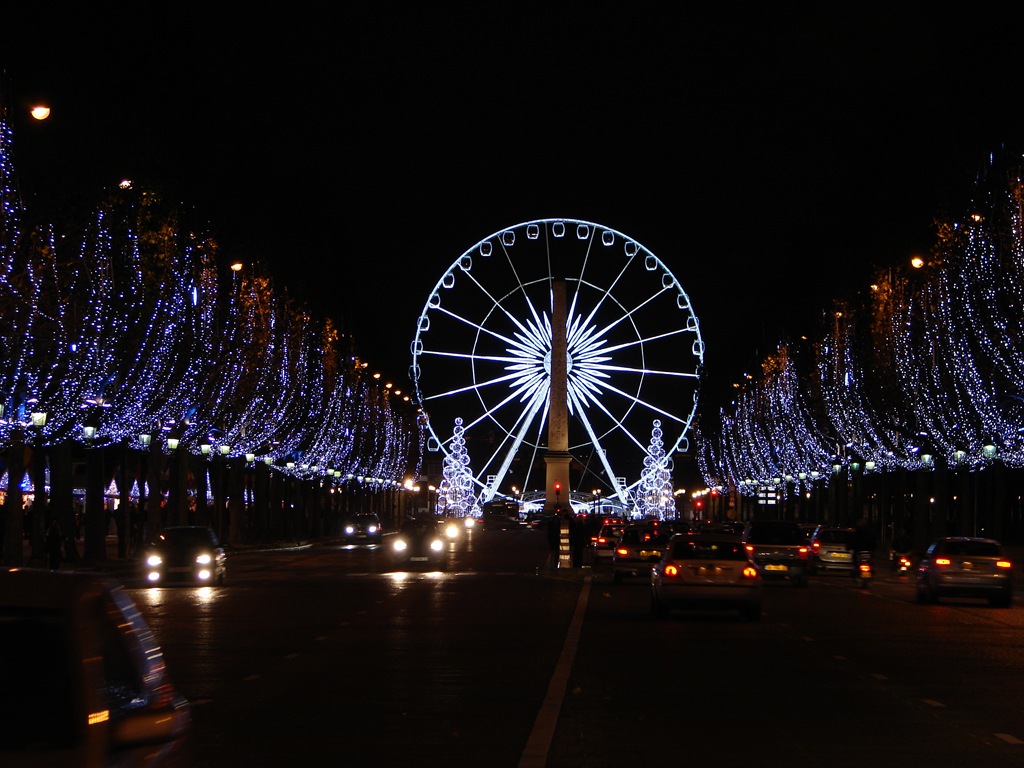 [Paris-Illuminations-Vitrines-Fetes-Noel-2008-62%255B3%255D.jpg]