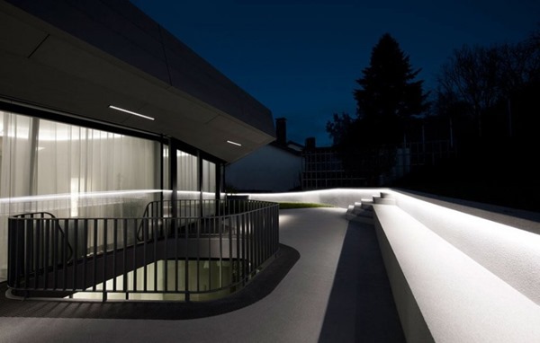 Casa OLS de J Mayer H Arquitectos terraza-Casa-minimalista-OLS-J-Mayer-H-Arquitectos