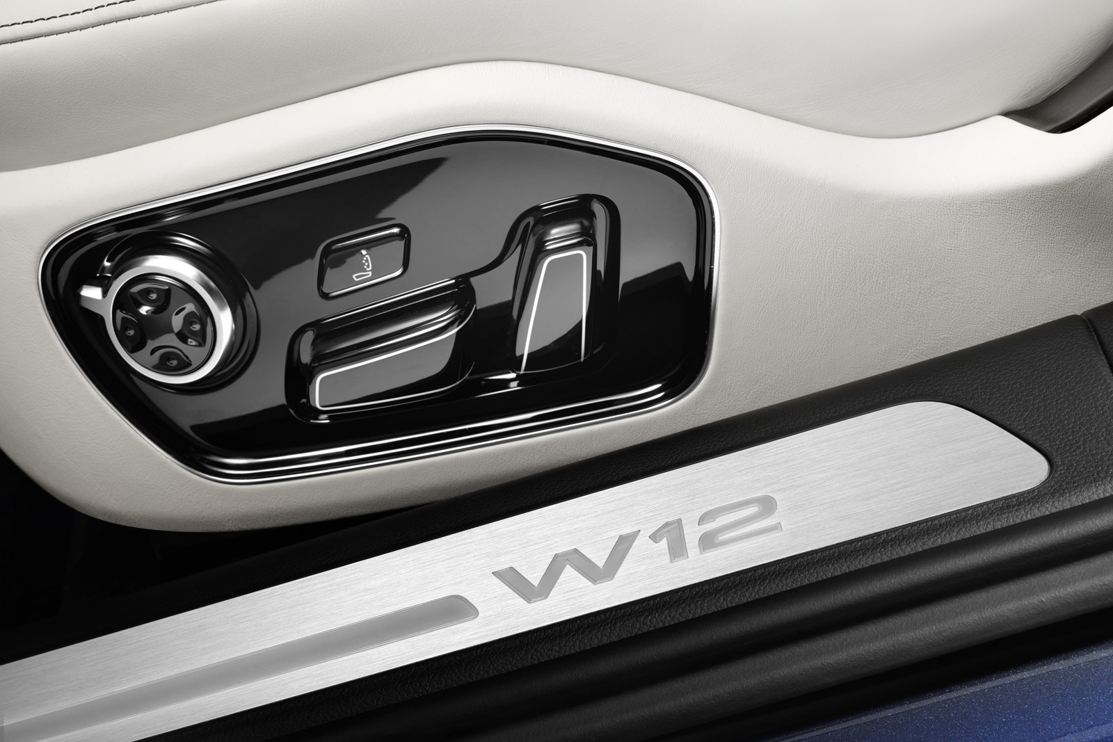 [Audi-A8-L-W12-Exclusive-22%255B3%255D.jpg]