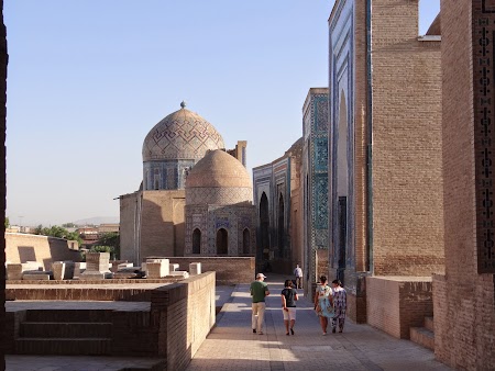 08. Cimitir in Samarkand.JPG