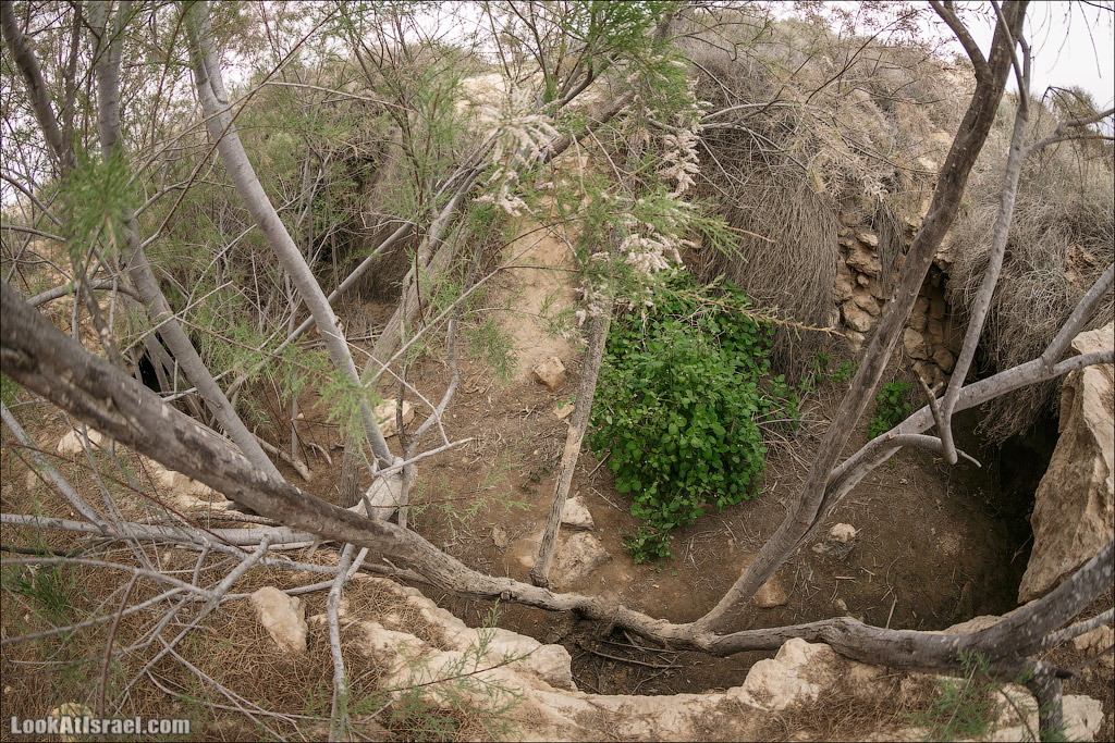 Водоёмы (колодцы) Луц | Lutz cisterns | בורות לוץ | LookAtIsrael.com - Фото путешествия по Израилю