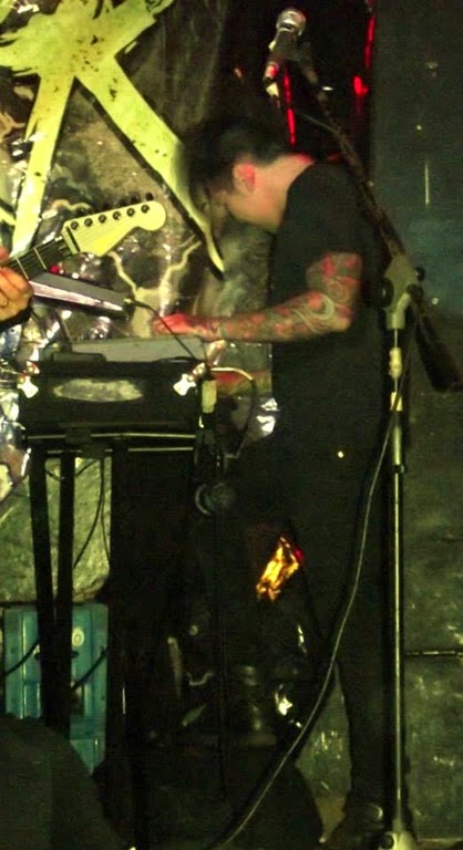 [1005073_4570554995743_2056284054_n%255B2%255D.jpg]