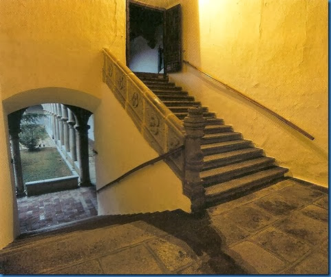 palacio Juan II escalera