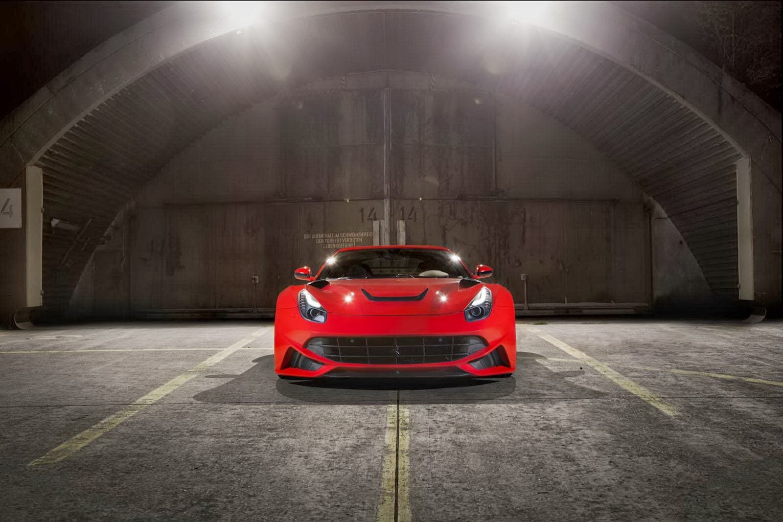 [Novitec-Rosso-Ferrari-F12-N-Largo-4%255B2%255D.jpg]
