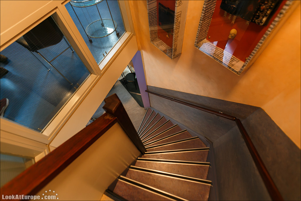 LookAtEurope.com - Кубические дома в Роттердаме | Holland, Kubuswoningen in Rotterdam