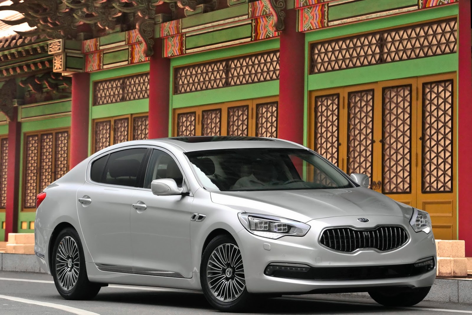 [Kia-K9-Quoris-43%255B2%255D.jpg]