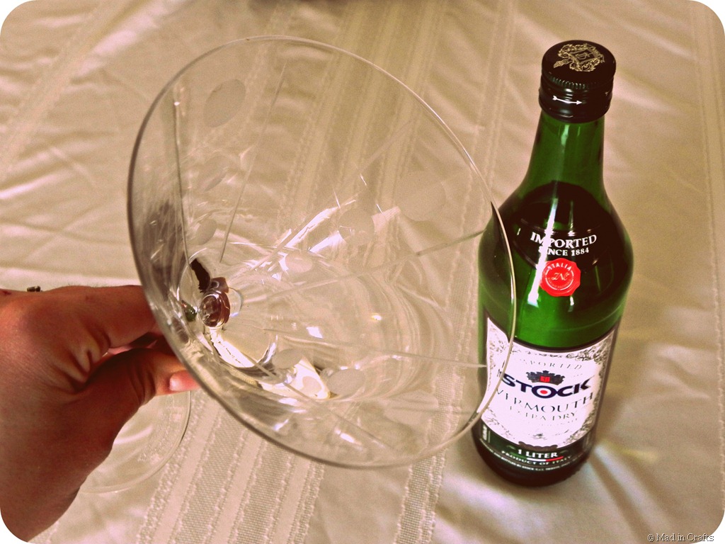 [swirl-vermouth-in-glass3.jpg]