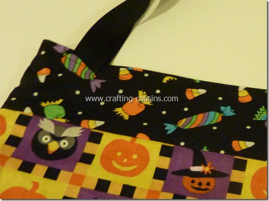 Trick or Treat bag tutorial by Crafty Cousins (24)