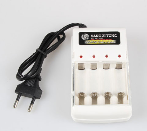 Sạc 4 viên pin pin AA và AAA