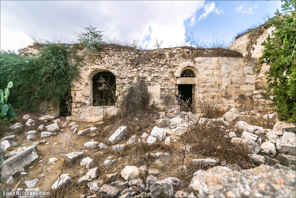 LookAtIsrael.com - Фото путешествия по Израилю | Крепость Бельмонт в кибуце Цуба | Belmont fortress