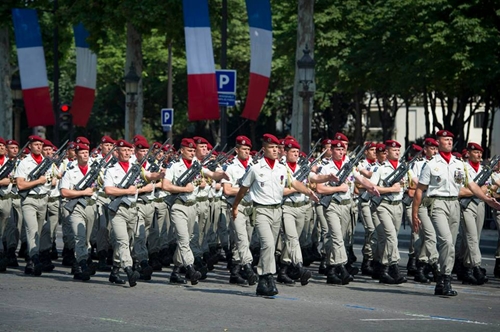 Франция отметила День взятия Бастилии традиционным парадом