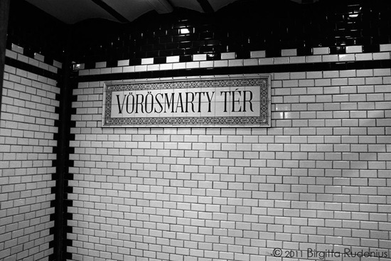 metro_20110929_vorosmarty
