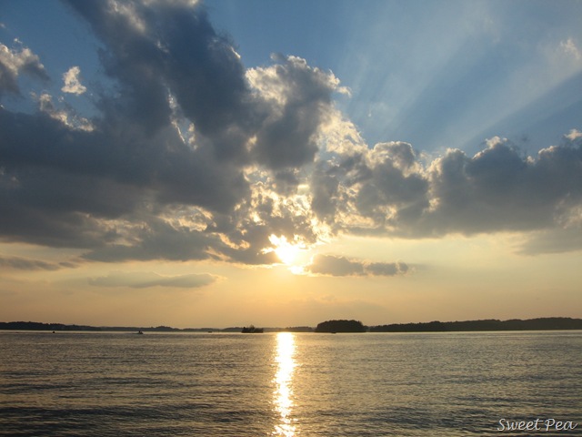 [Lake1%255B2%255D.jpg]