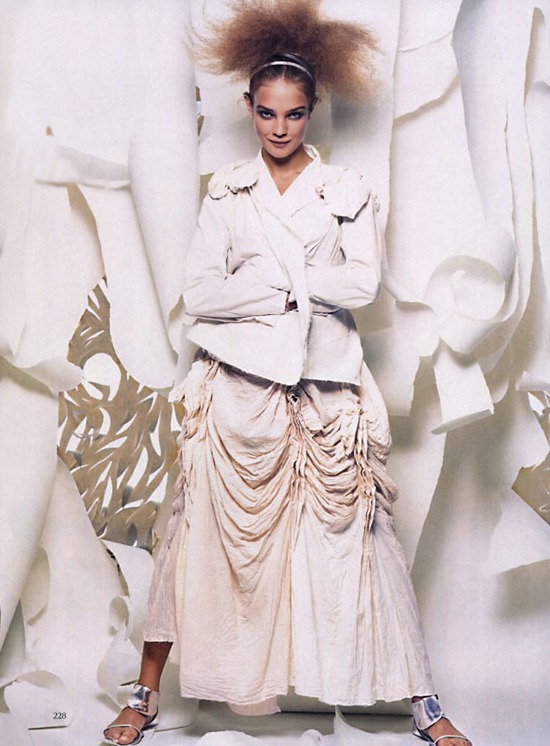 vogue-us-jan2003-4
