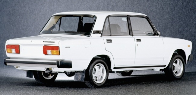 [Lada%2520Laika%2520%25282%2529%255B2%255D.jpg]