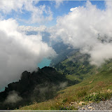 und zwischendurch blitzt der See hervor