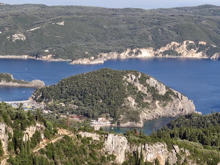 35. Golful Paleokastrita.JPG