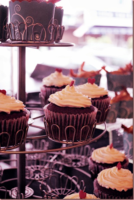 Red Velvet cupcake at Hummingbirds Bangsar