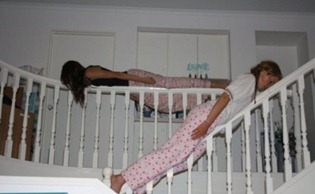 Bizarre-And-Funny-Planking-Craze-17