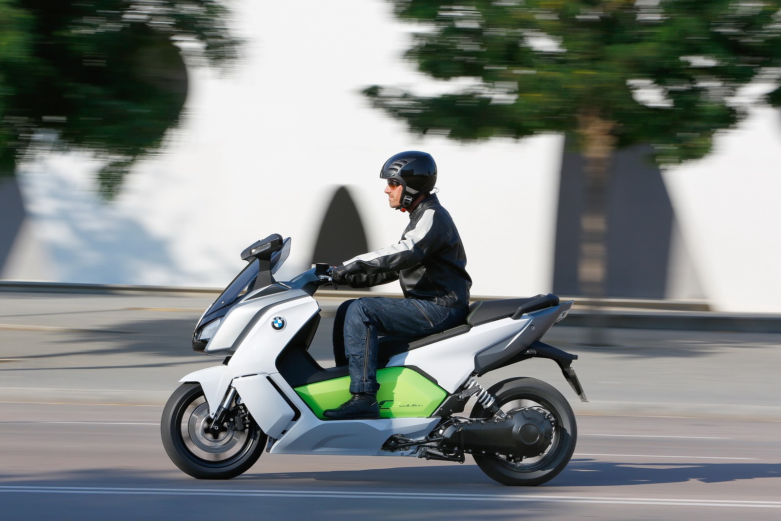 [BMW-Electric-Scooter-3%255B2%255D.jpg]